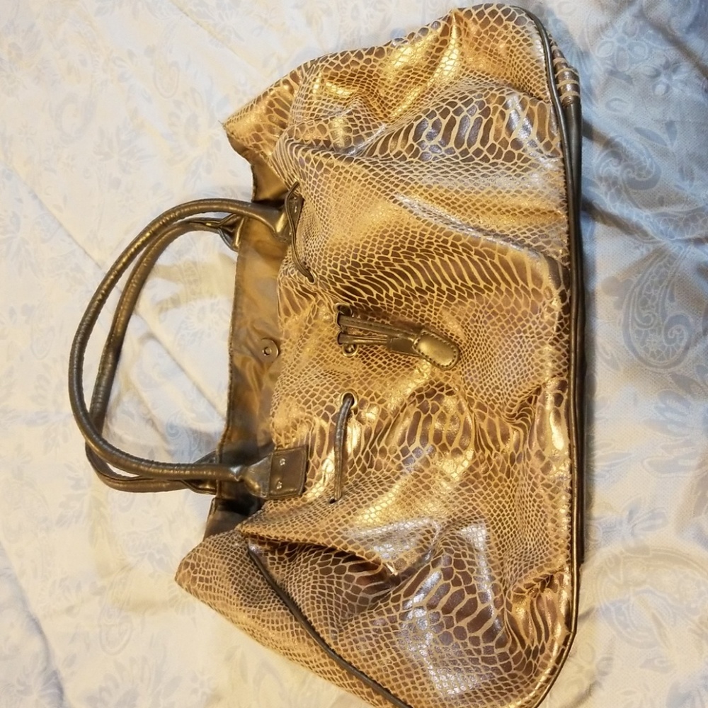 Hand bag